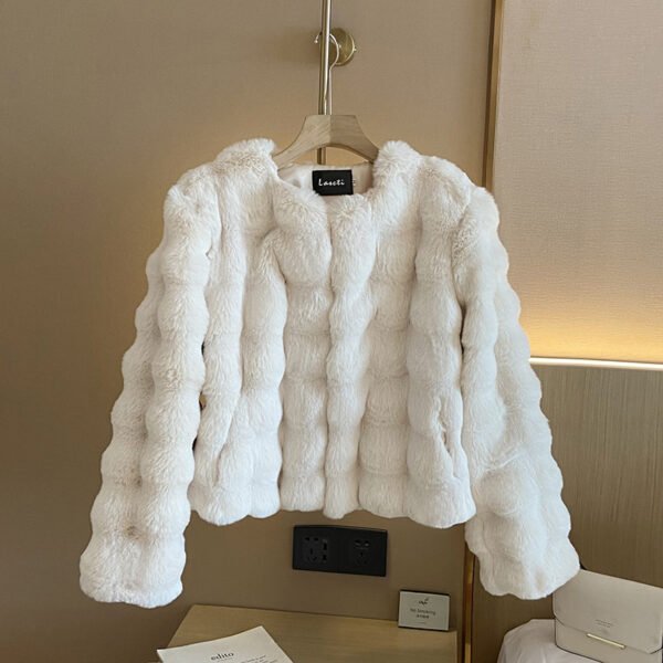 Elegant Socialite Plush Collarless Small Short Top - Image 6