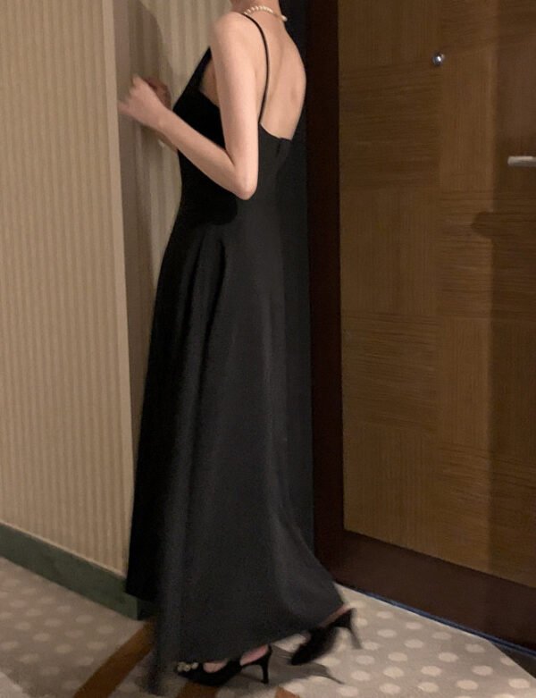 Off-shoulder Sleeveless Waist Slimming Dress - Image 10