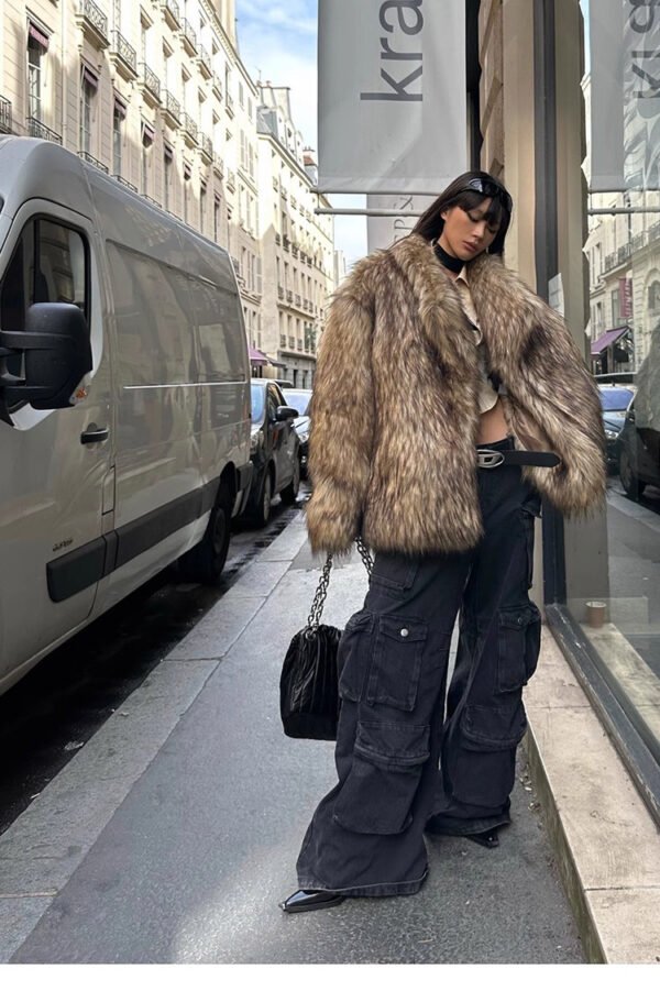 Women's Fur Coat Raccoon Fur Coat Brown Lapel Warm Furry Coat European And American Leisure - Image 9