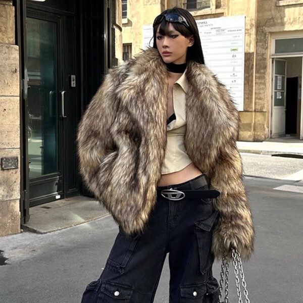 Women's Fur Coat Raccoon Fur Coat Brown Lapel Warm Furry Coat European And American Leisure - Image 2